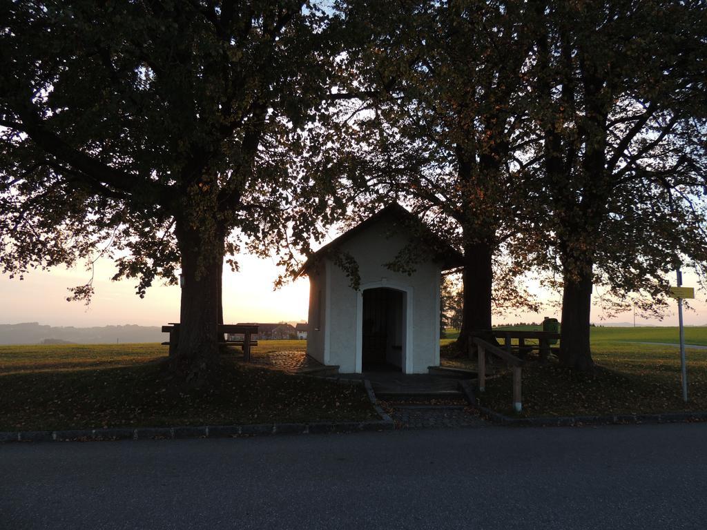 Kirchenwirt Inn Kreuzen  Exterior foto